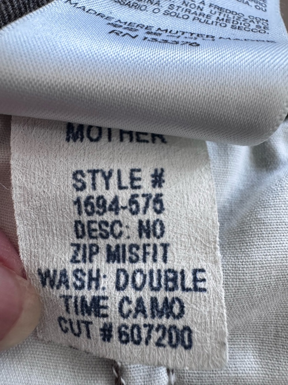 MOTHER Camo No Zip Misfit Jogger Pant Size 25 - Picture 12 of 12